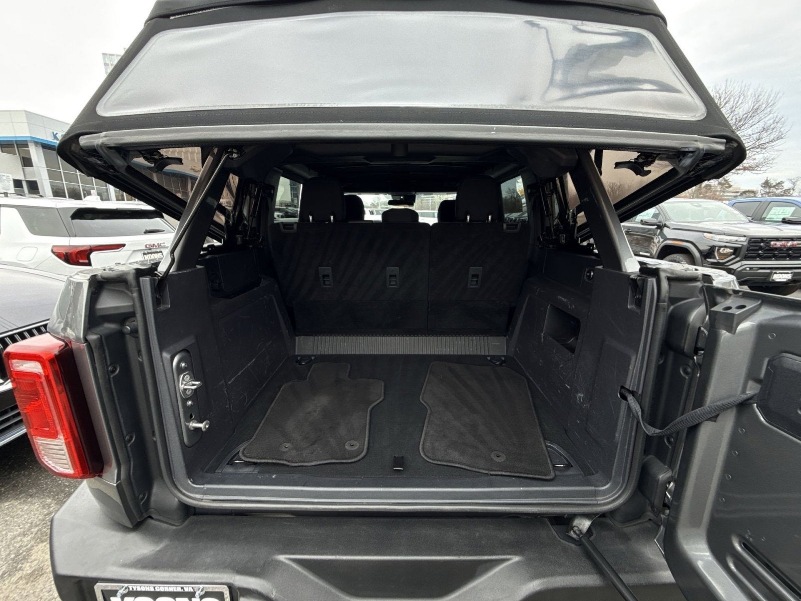 2021 Ford Bronco Base