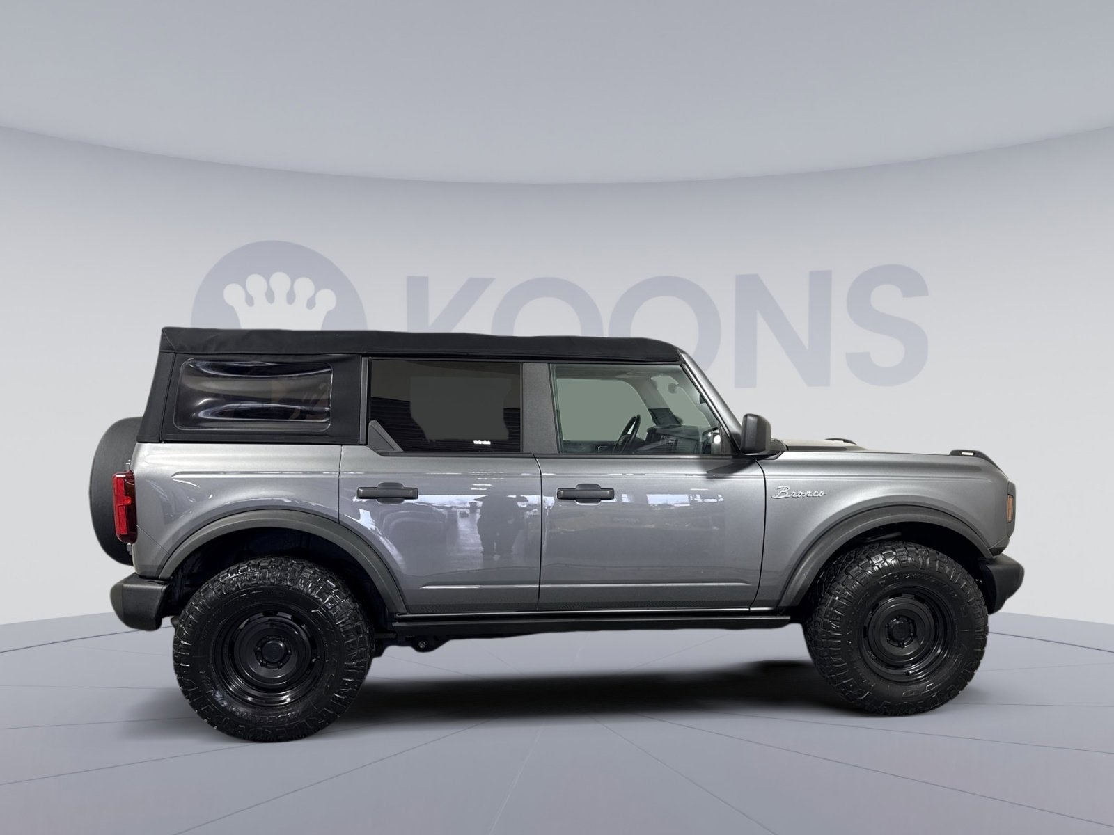 2021 Ford Bronco Base