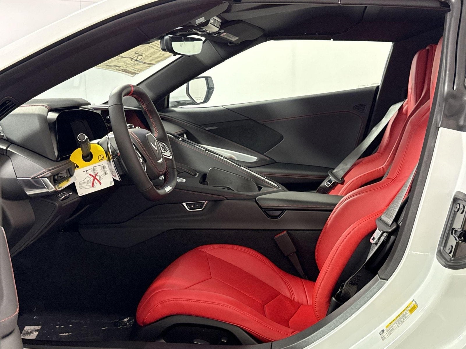 2025 Chevrolet Corvette E-Ray 1LZ