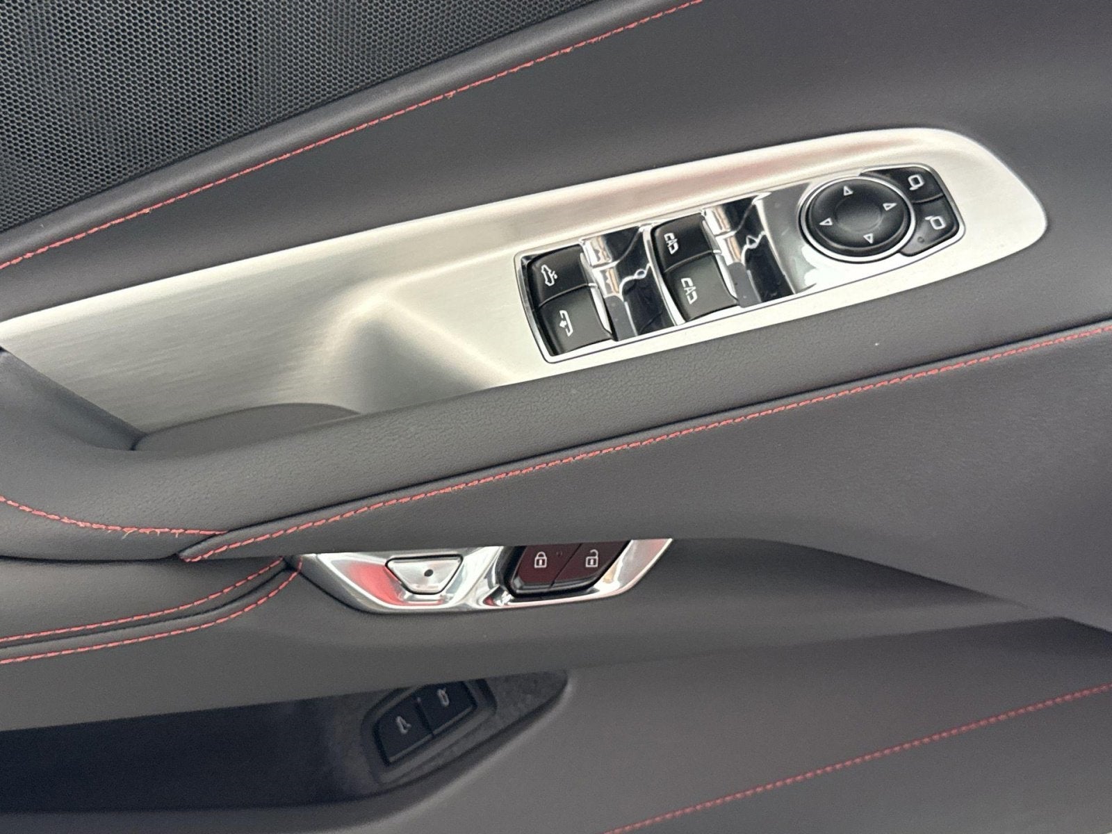 2025 Chevrolet Corvette E-Ray 1LZ