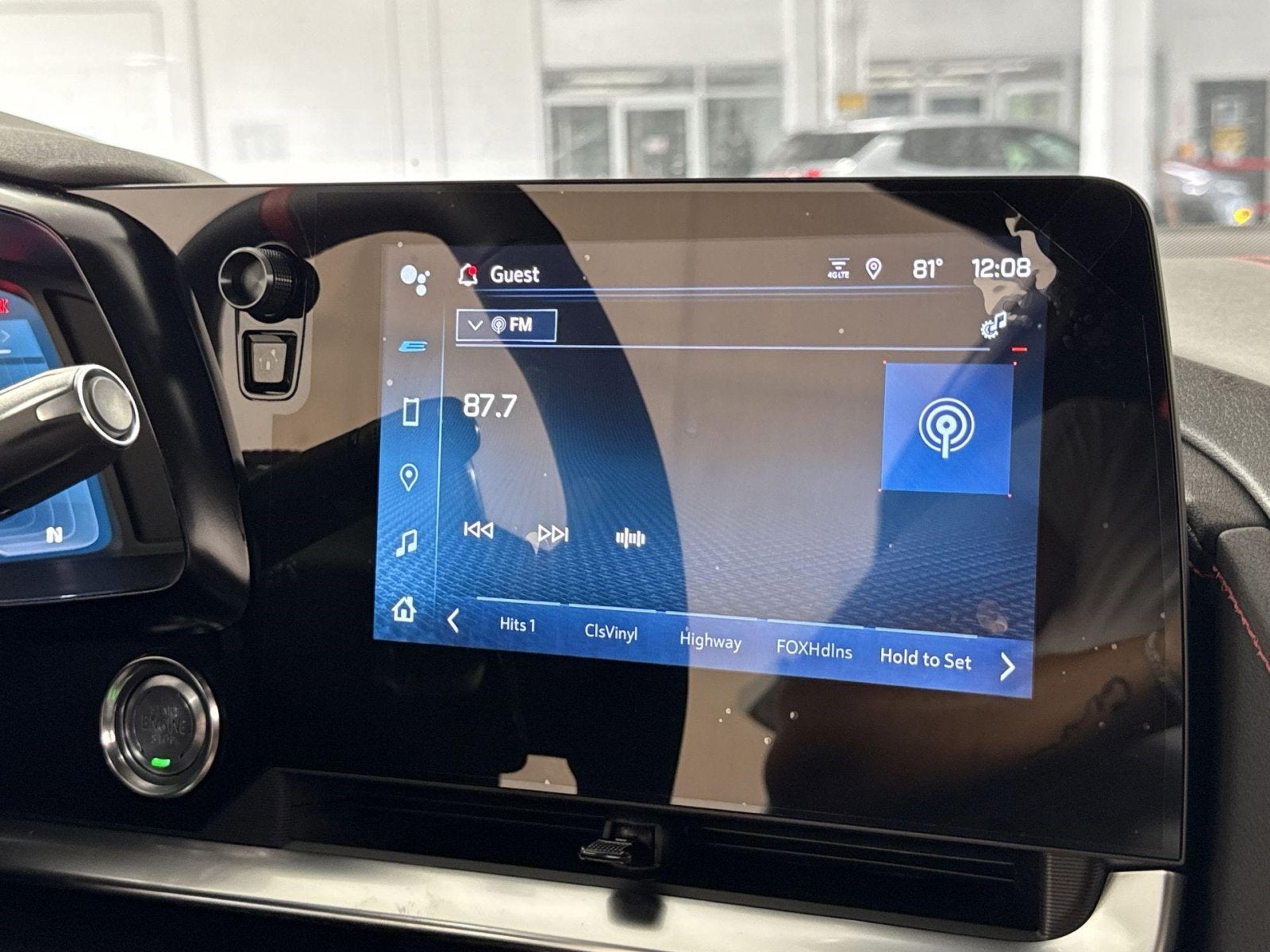 2025 Chevrolet Corvette E-Ray 1LZ