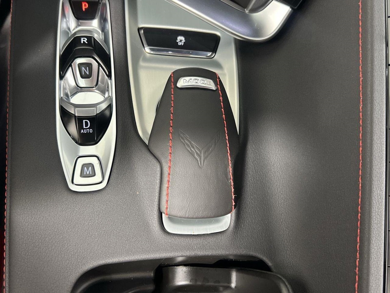 2025 Chevrolet Corvette E-Ray 1LZ