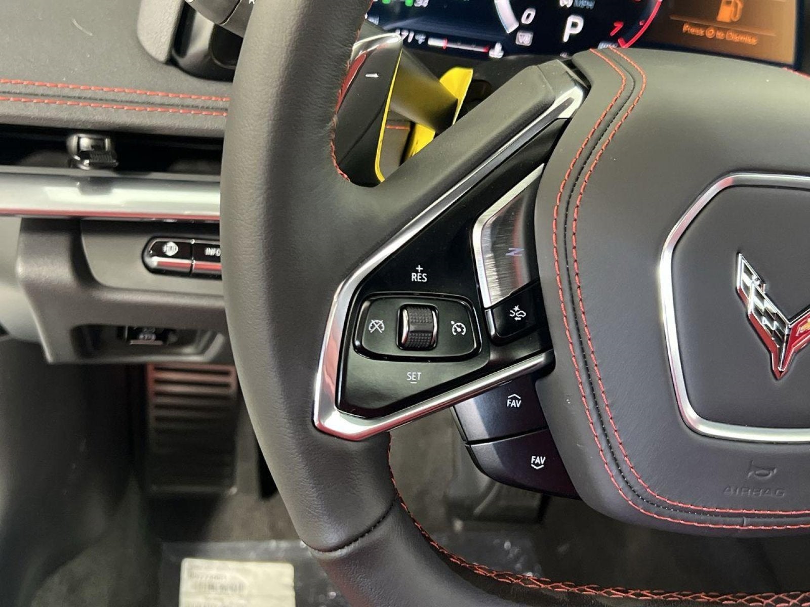 2025 Chevrolet Corvette E-Ray 1LZ