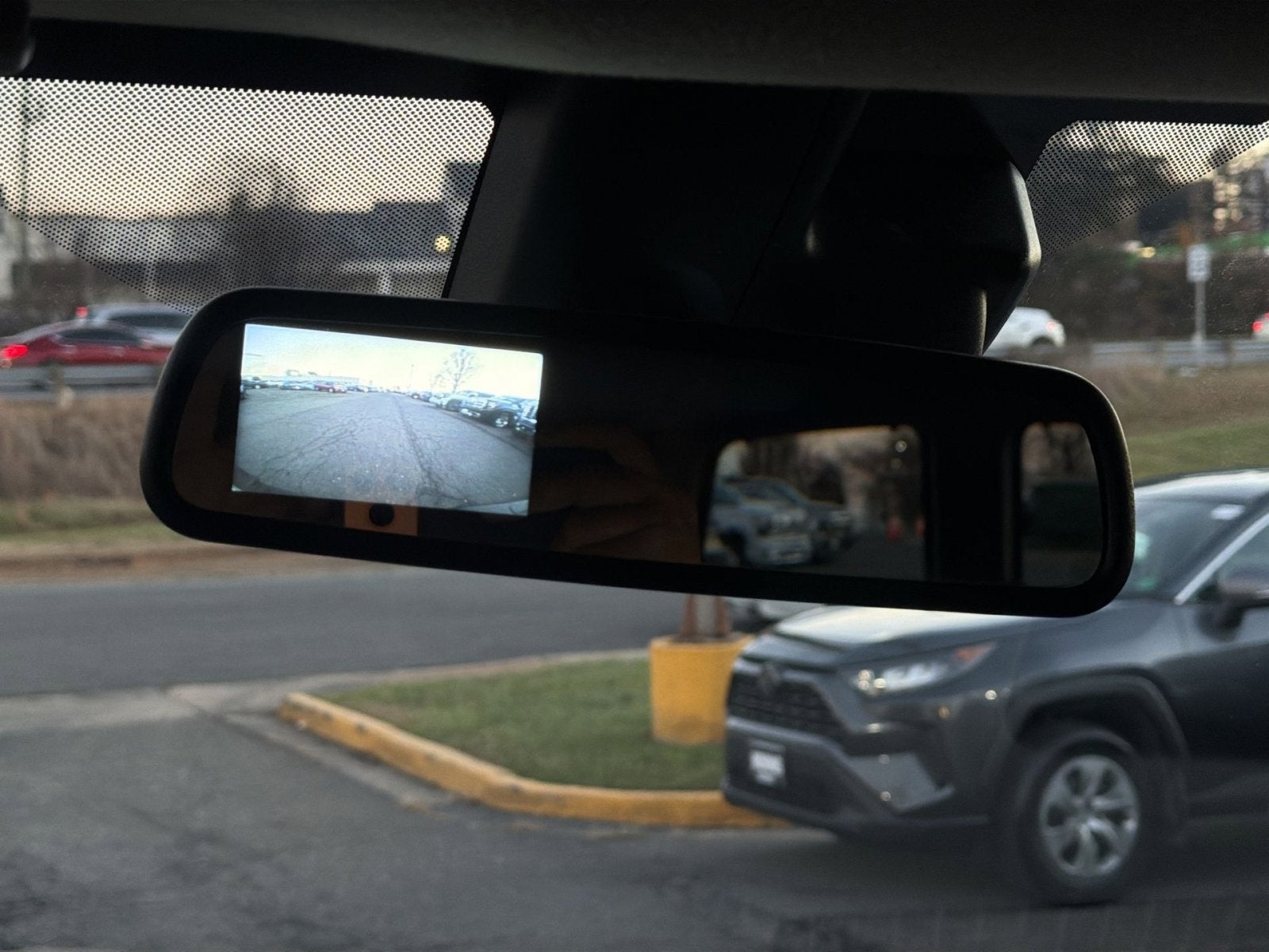 2024 Chevrolet Express Passenger 3500 1LS