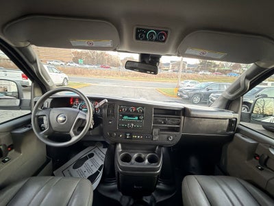 2024 Chevrolet Express Passenger 3500 1LS