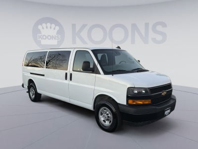 2024 Chevrolet Express Passenger 3500 1LS