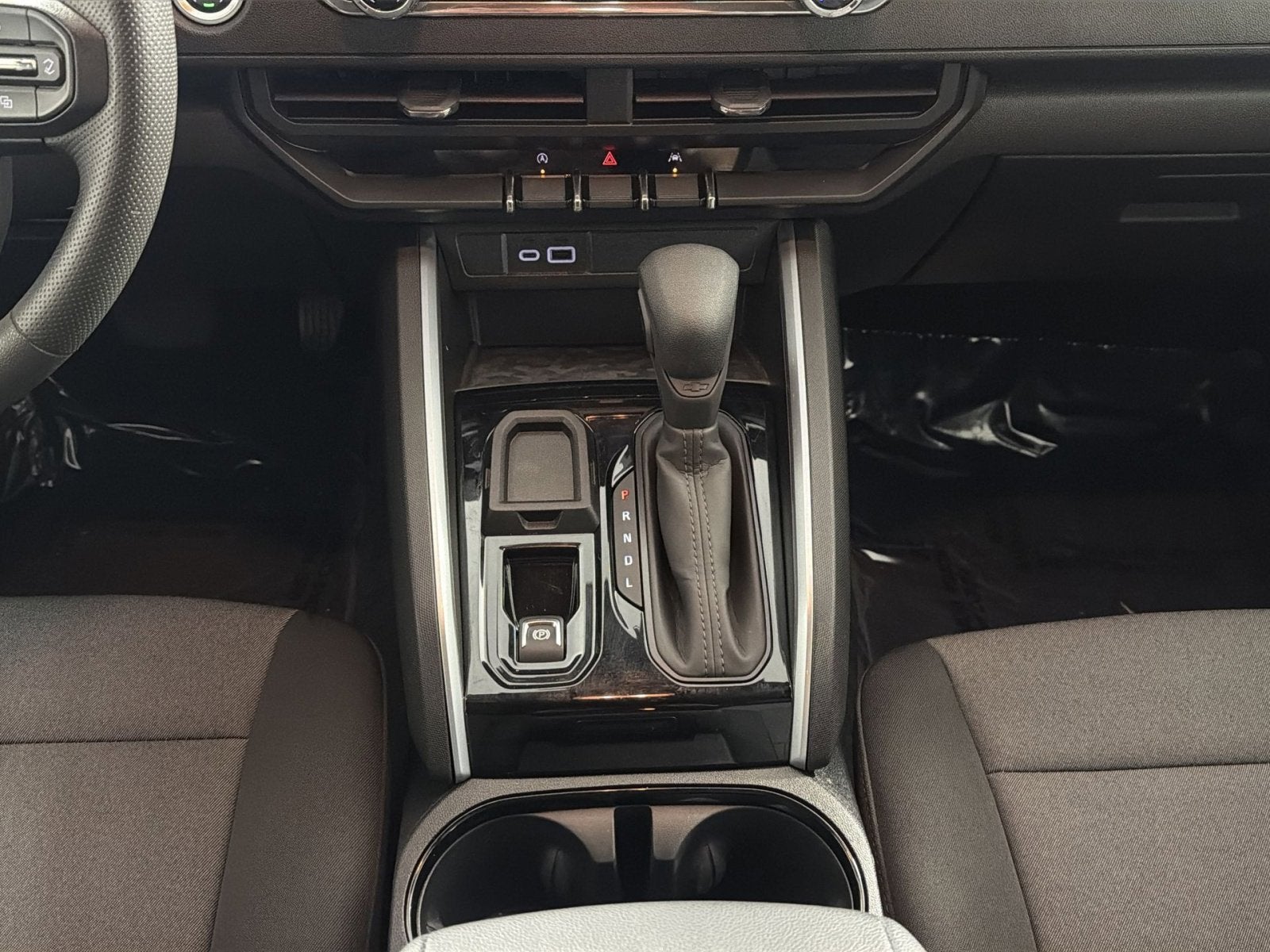 2025 Chevrolet Colorado WT/LT