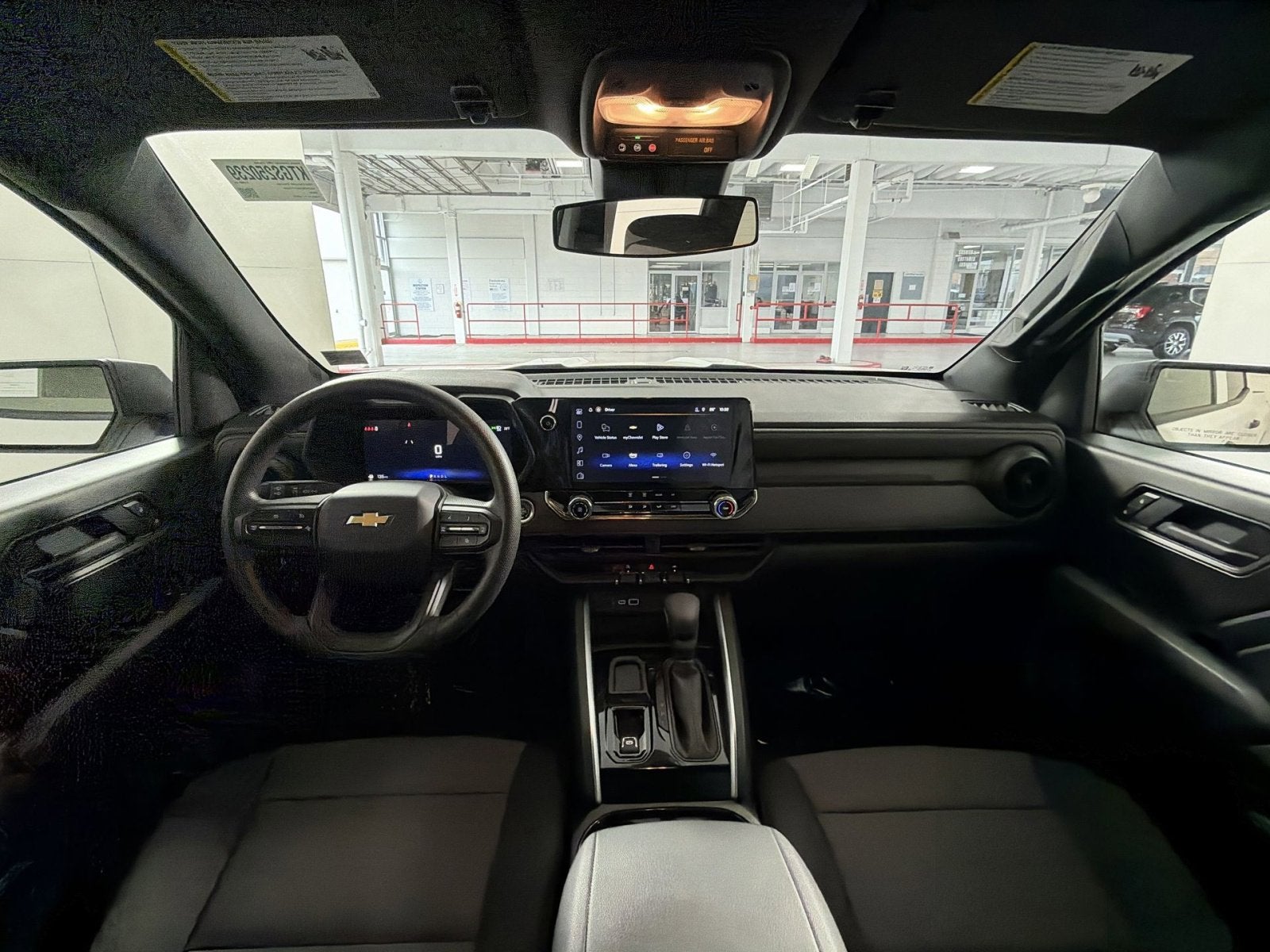 2025 Chevrolet Colorado WT/LT