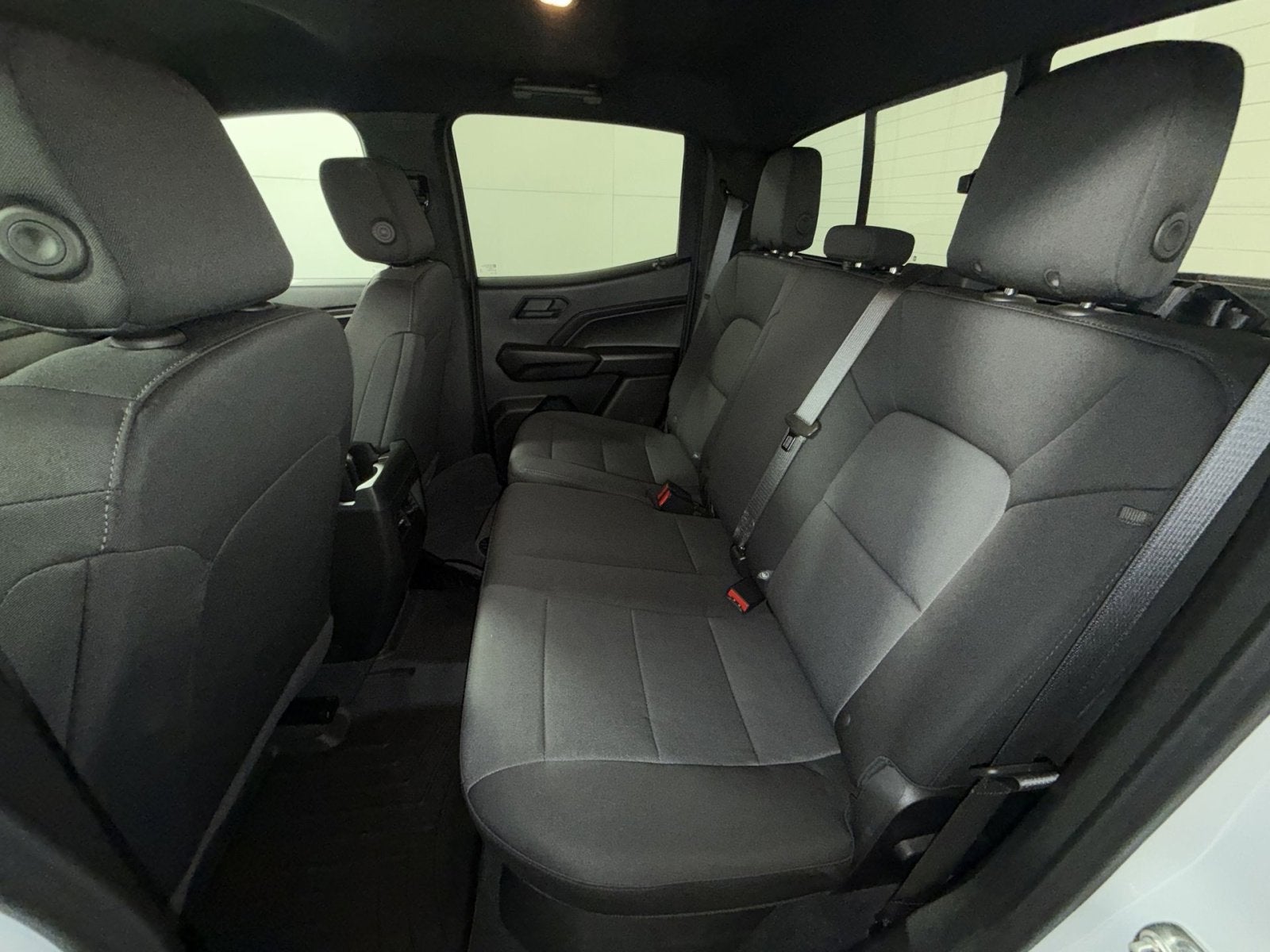 2025 Chevrolet Colorado WT/LT