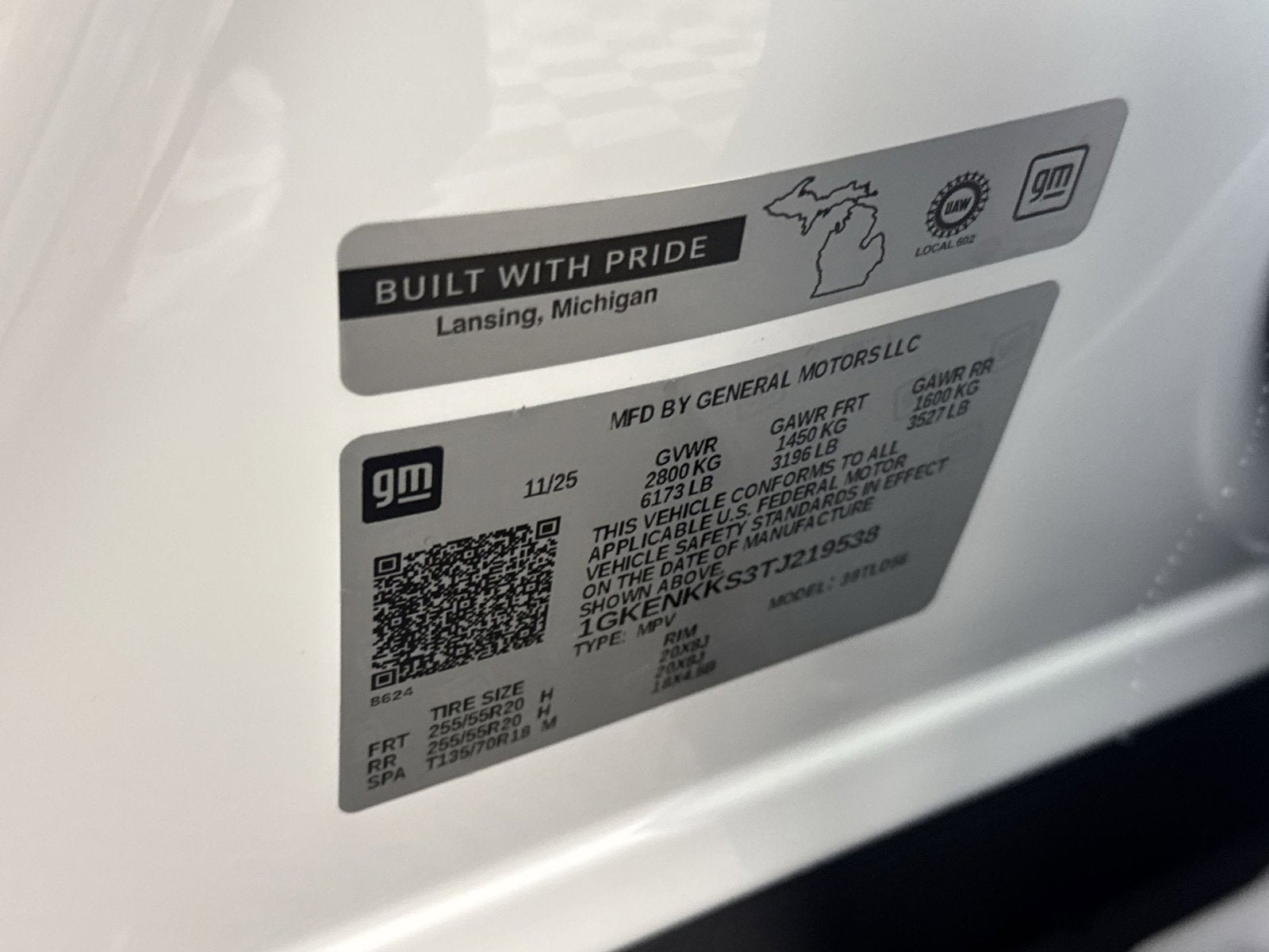 2026 GMC Acadia Elevation