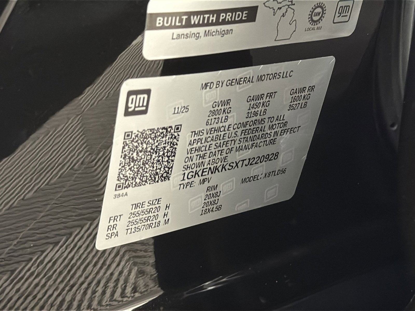 2026 GMC Acadia Elevation