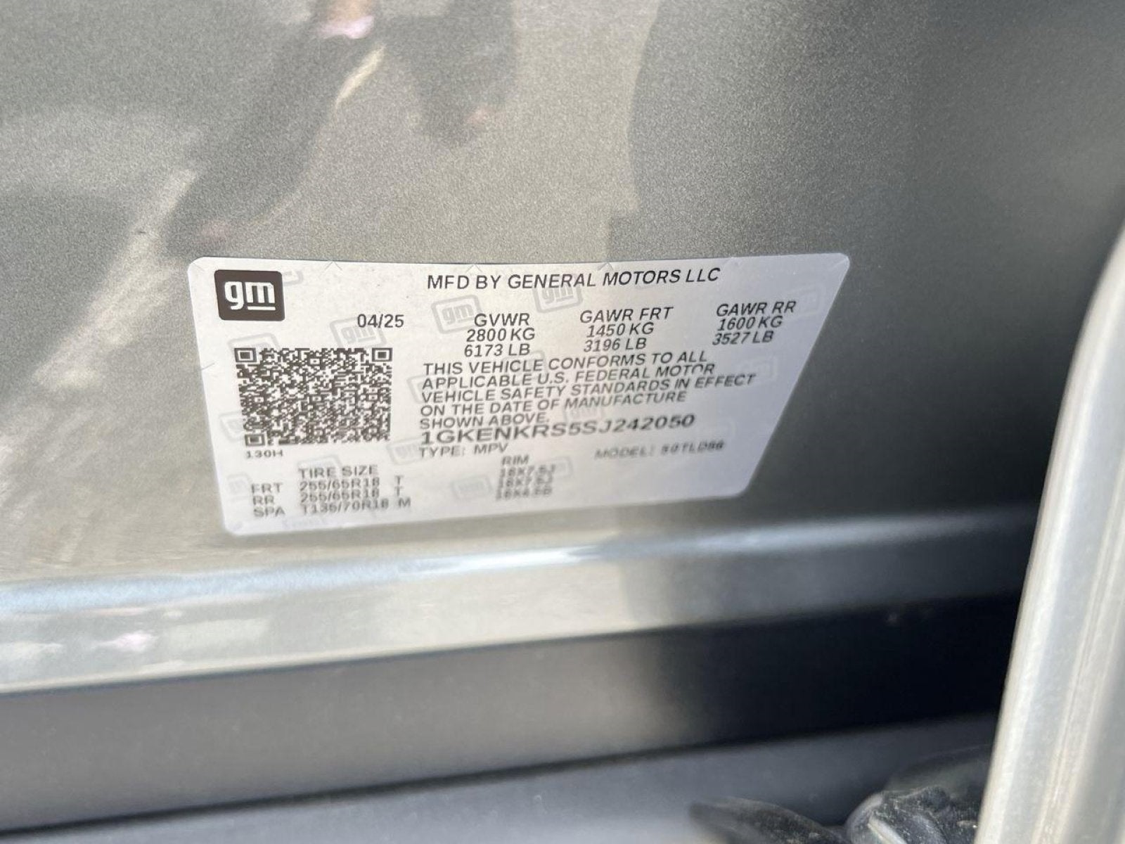 2025 GMC Acadia Elevation