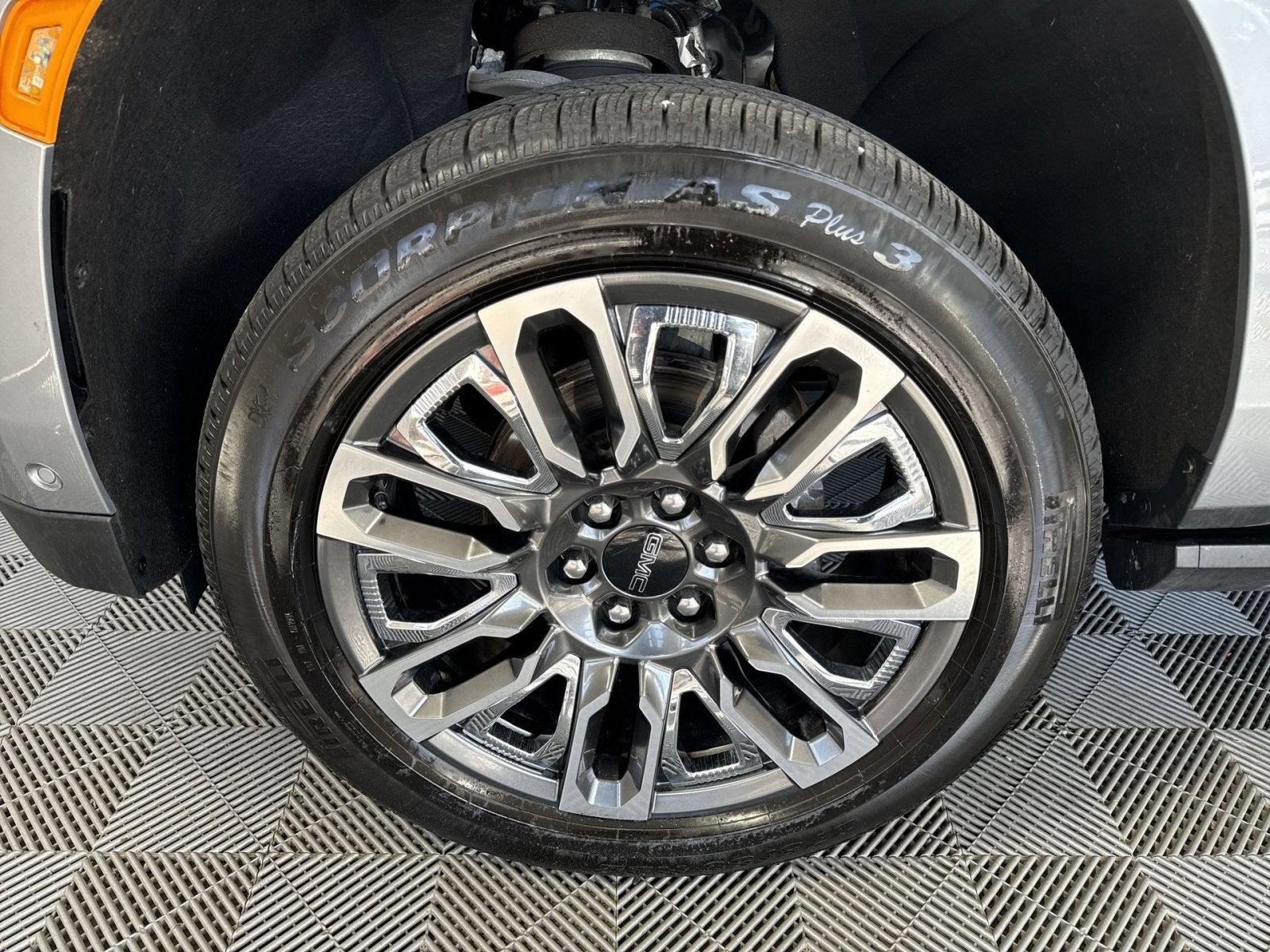 2024 GMC Yukon Denali Ultimate