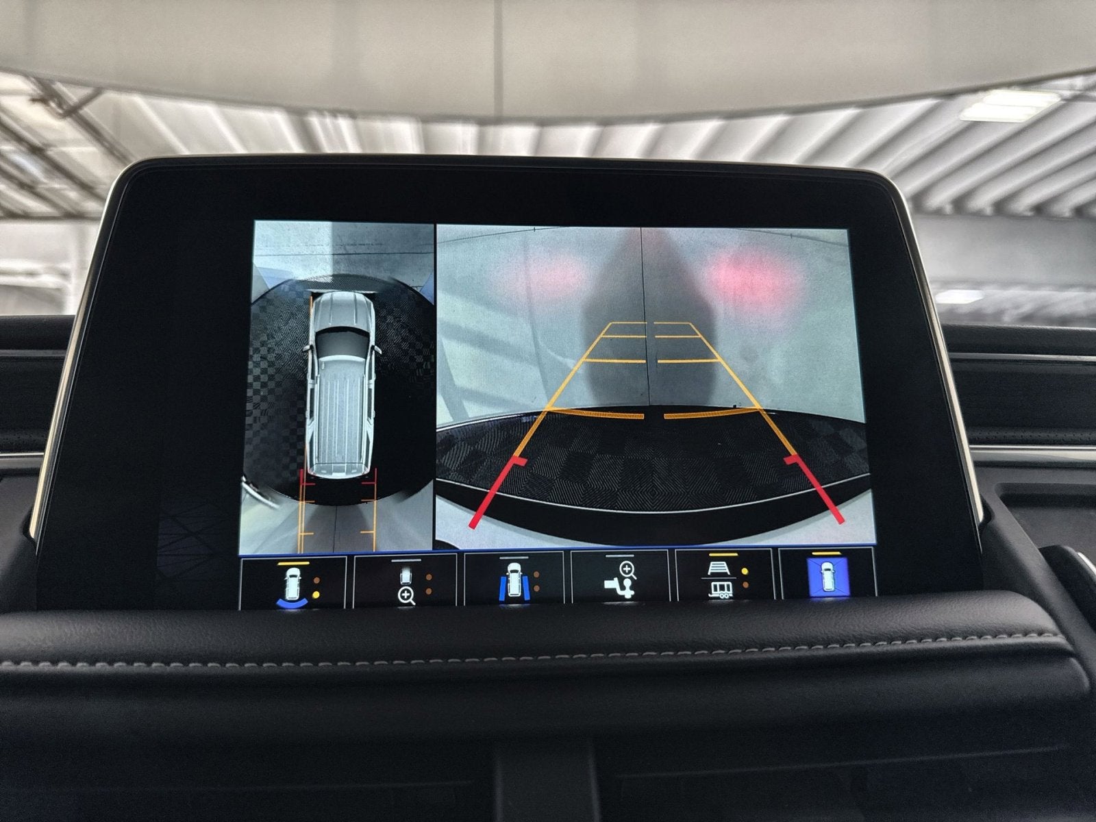 2022 GMC Yukon XL SLT