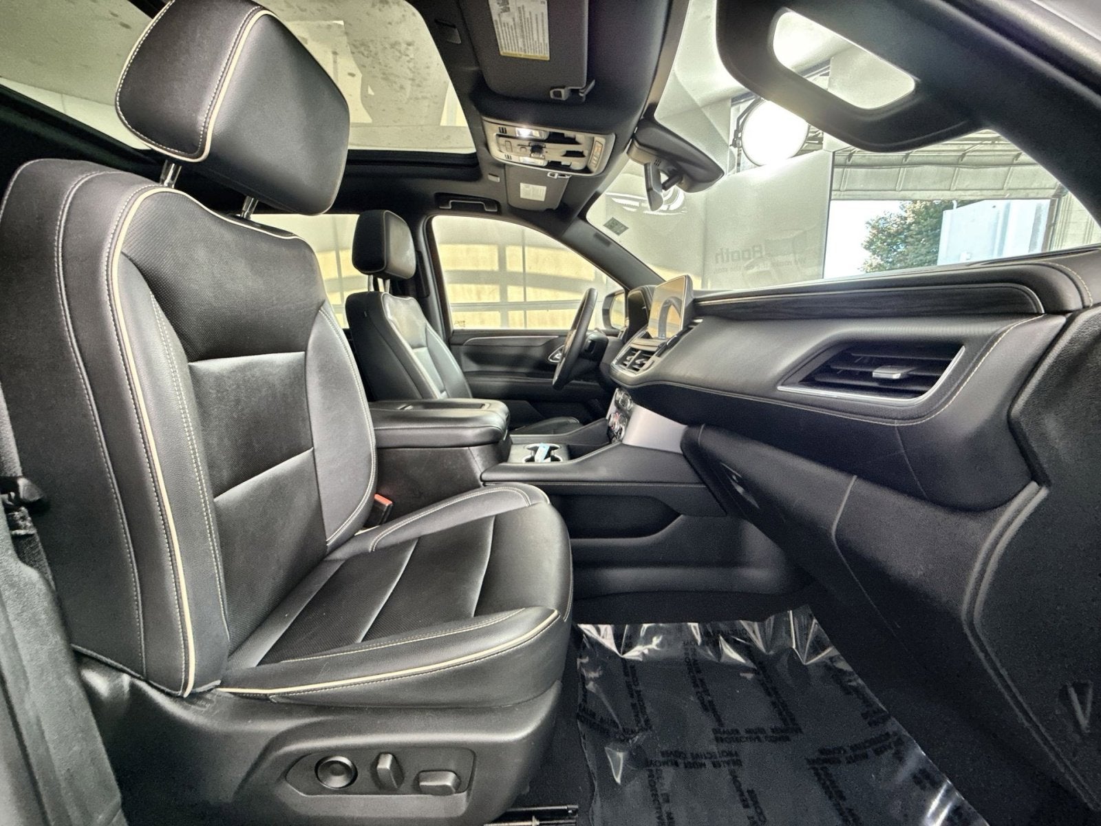 2022 GMC Yukon XL SLT