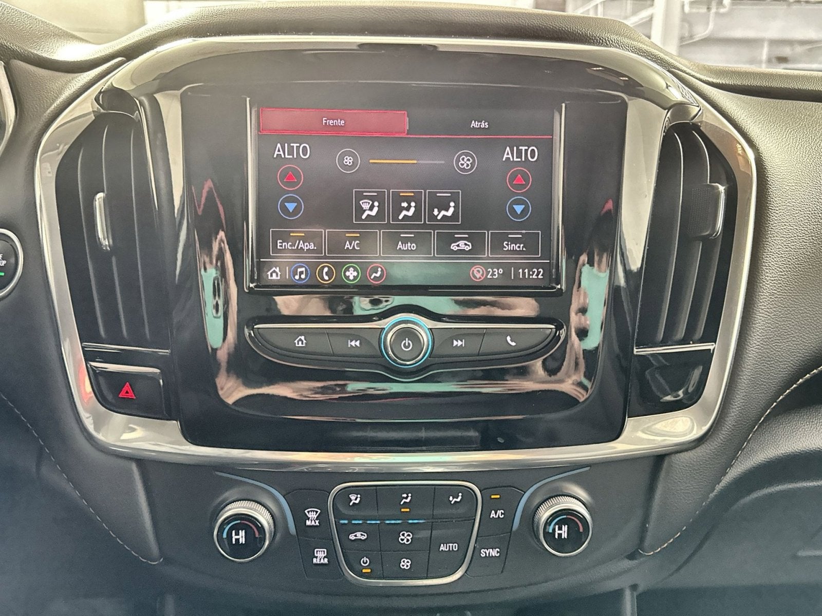 2020 Chevrolet Traverse LS