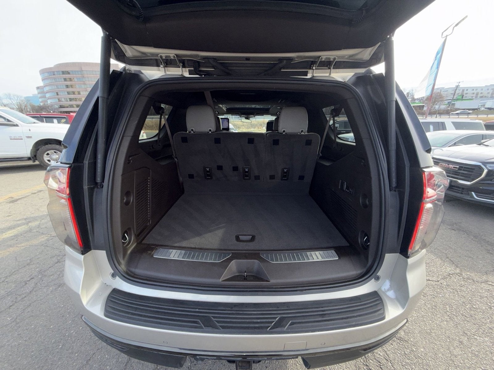 2021 Chevrolet Suburban Z71