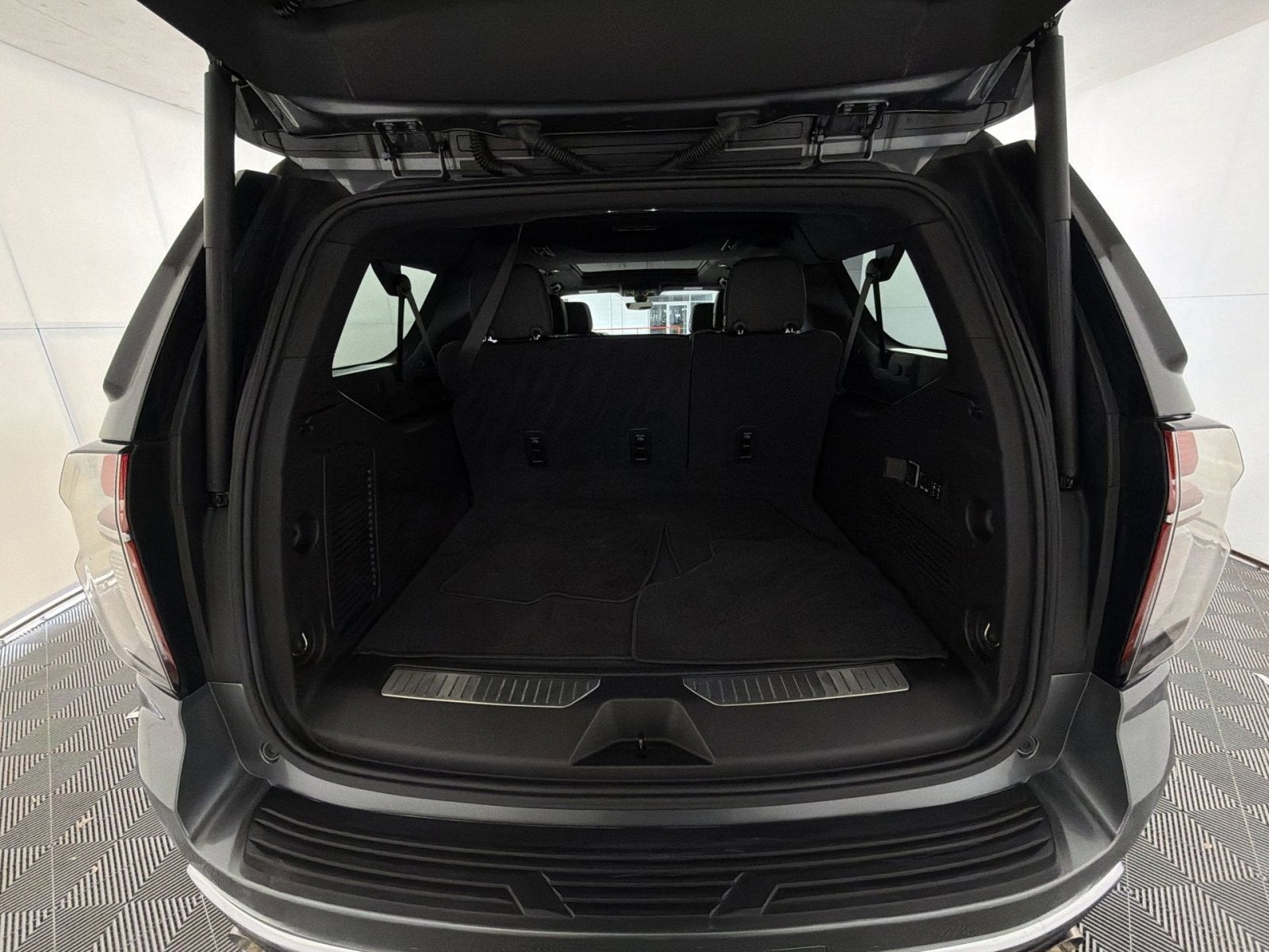 2021 Chevrolet Suburban Premier