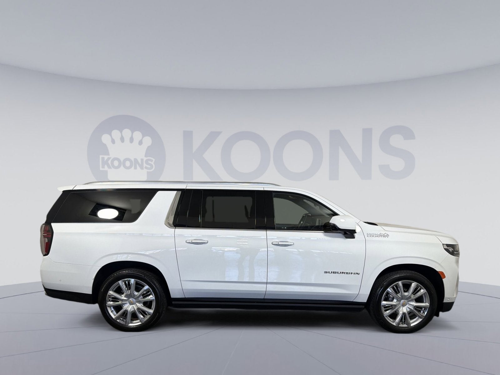 2023 Chevrolet Suburban High Country