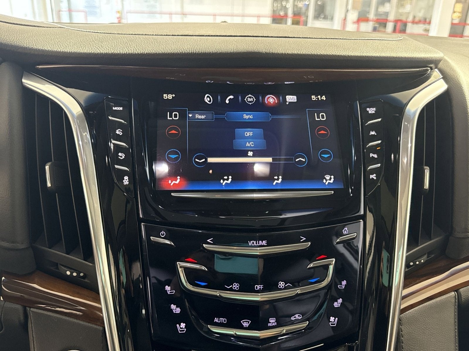 2017 Cadillac Escalade ESV Premium Luxury