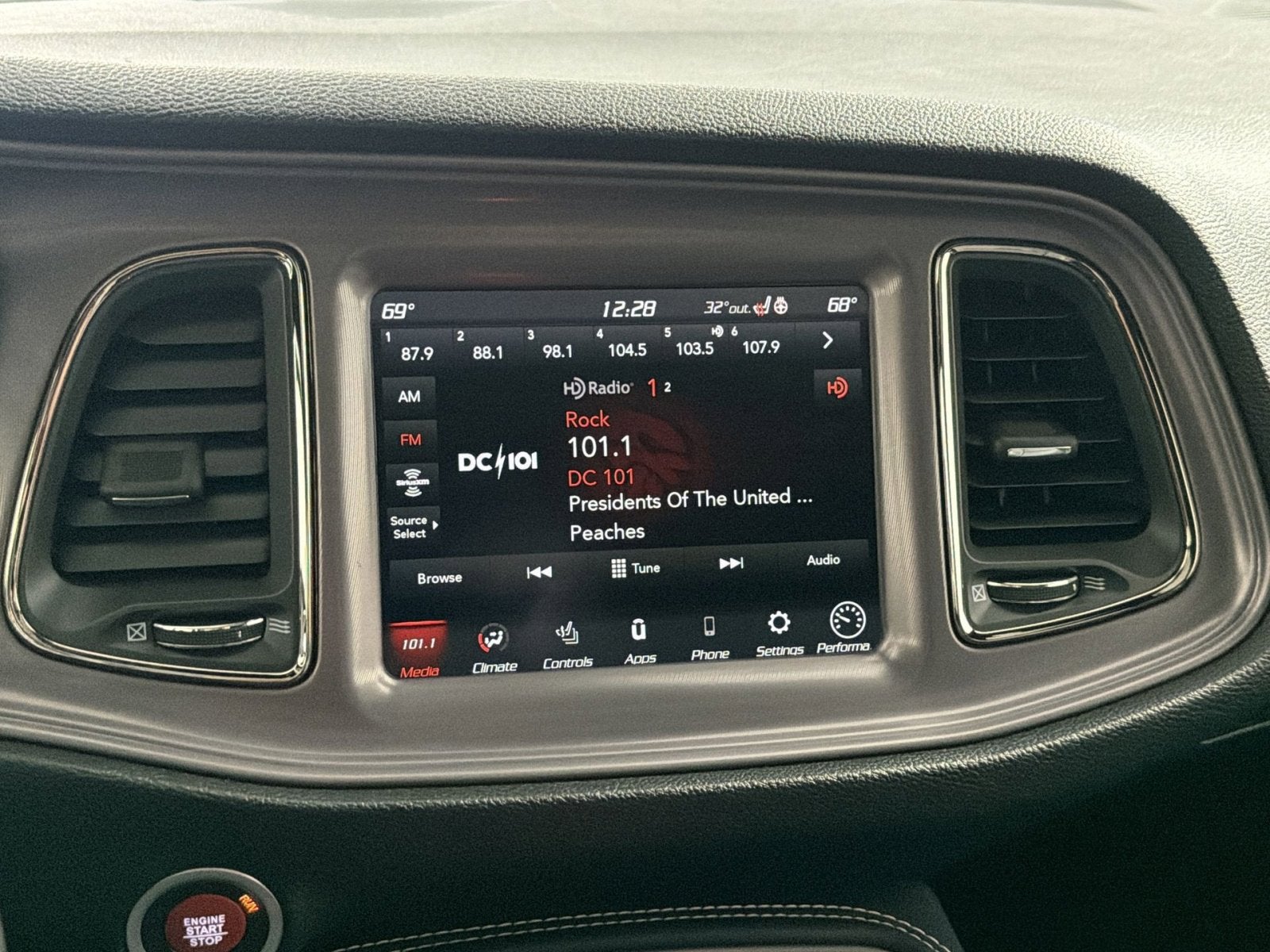 2023 Dodge Challenger SRT Hellcat Jailbreak