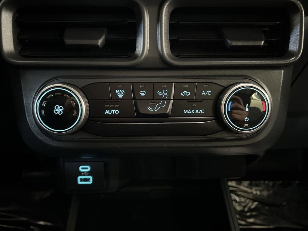 2024 Ford Maverick XL