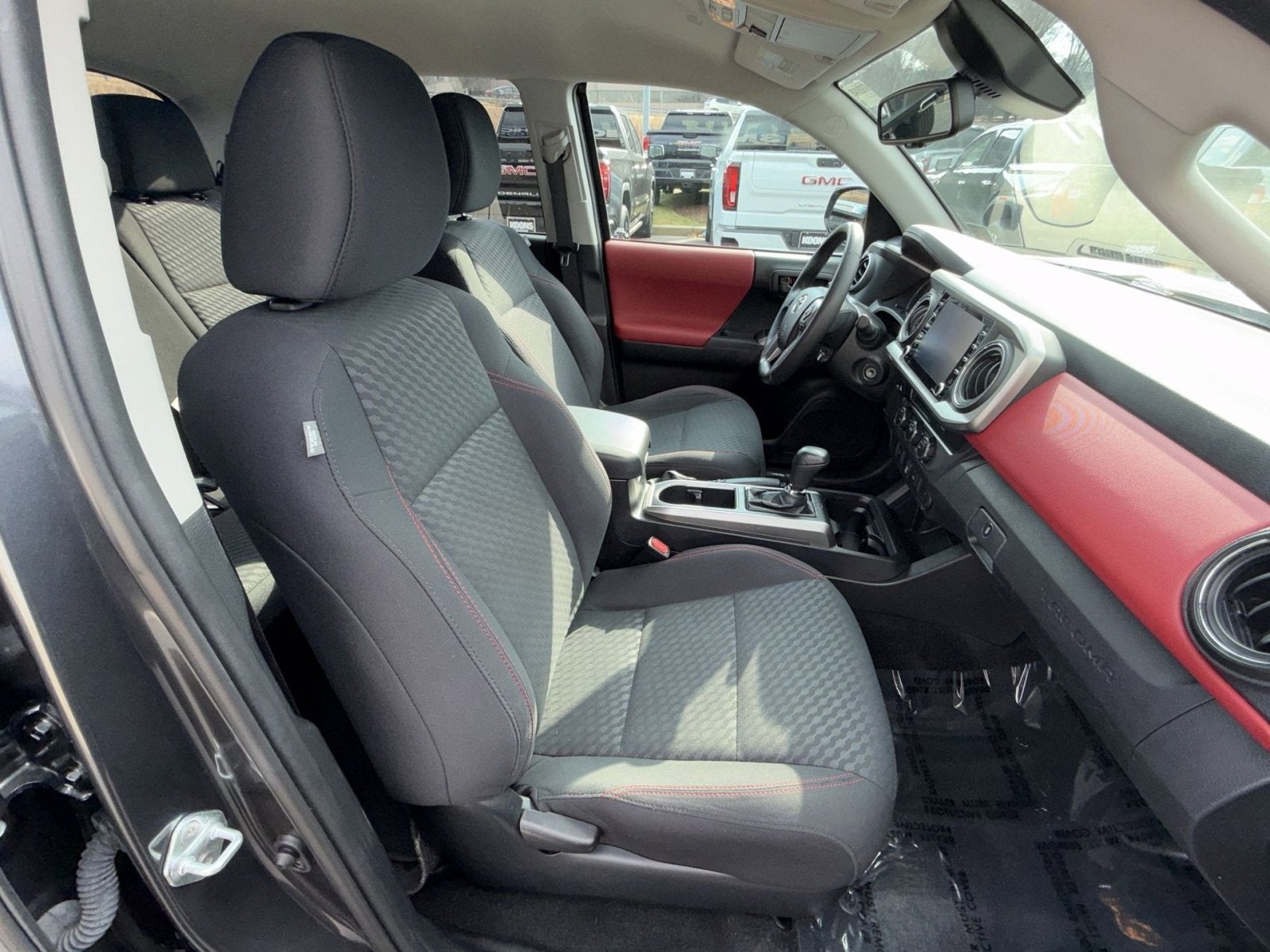 2021 Toyota Tacoma 2WD SR5