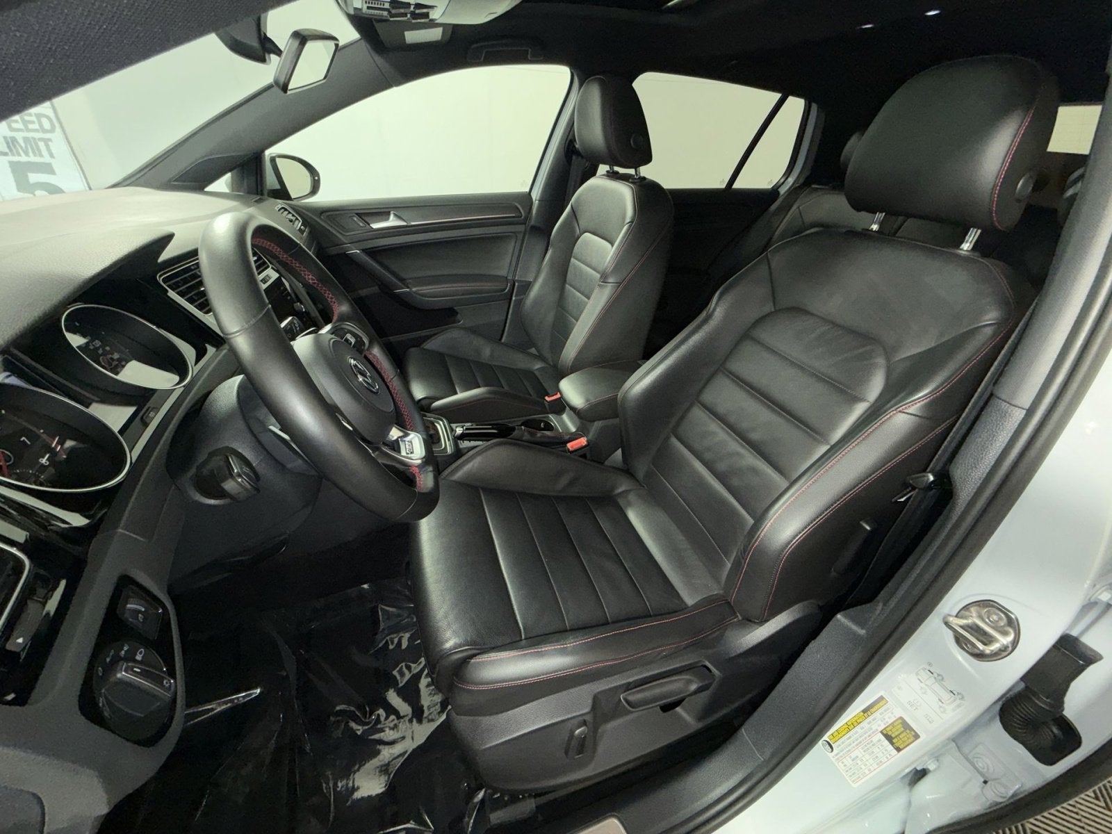 2019 Volkswagen Golf GTI S