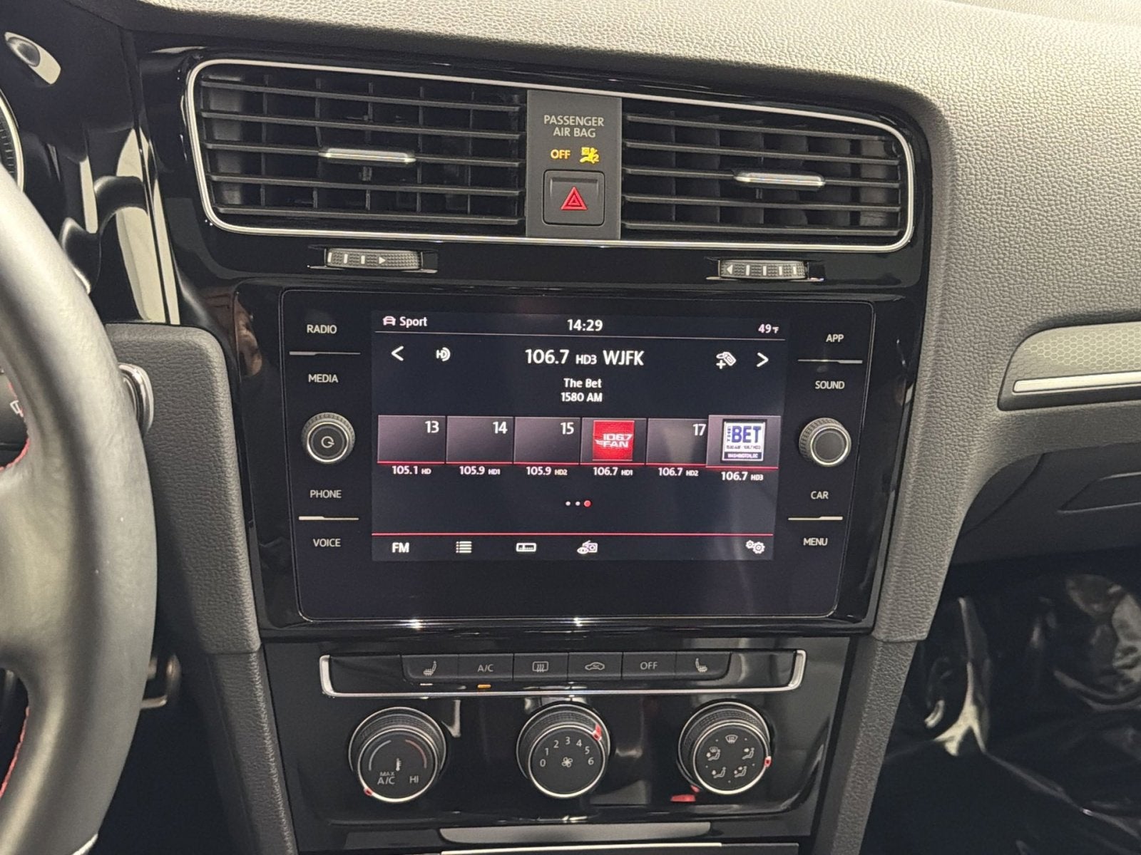 2019 Volkswagen Golf GTI S