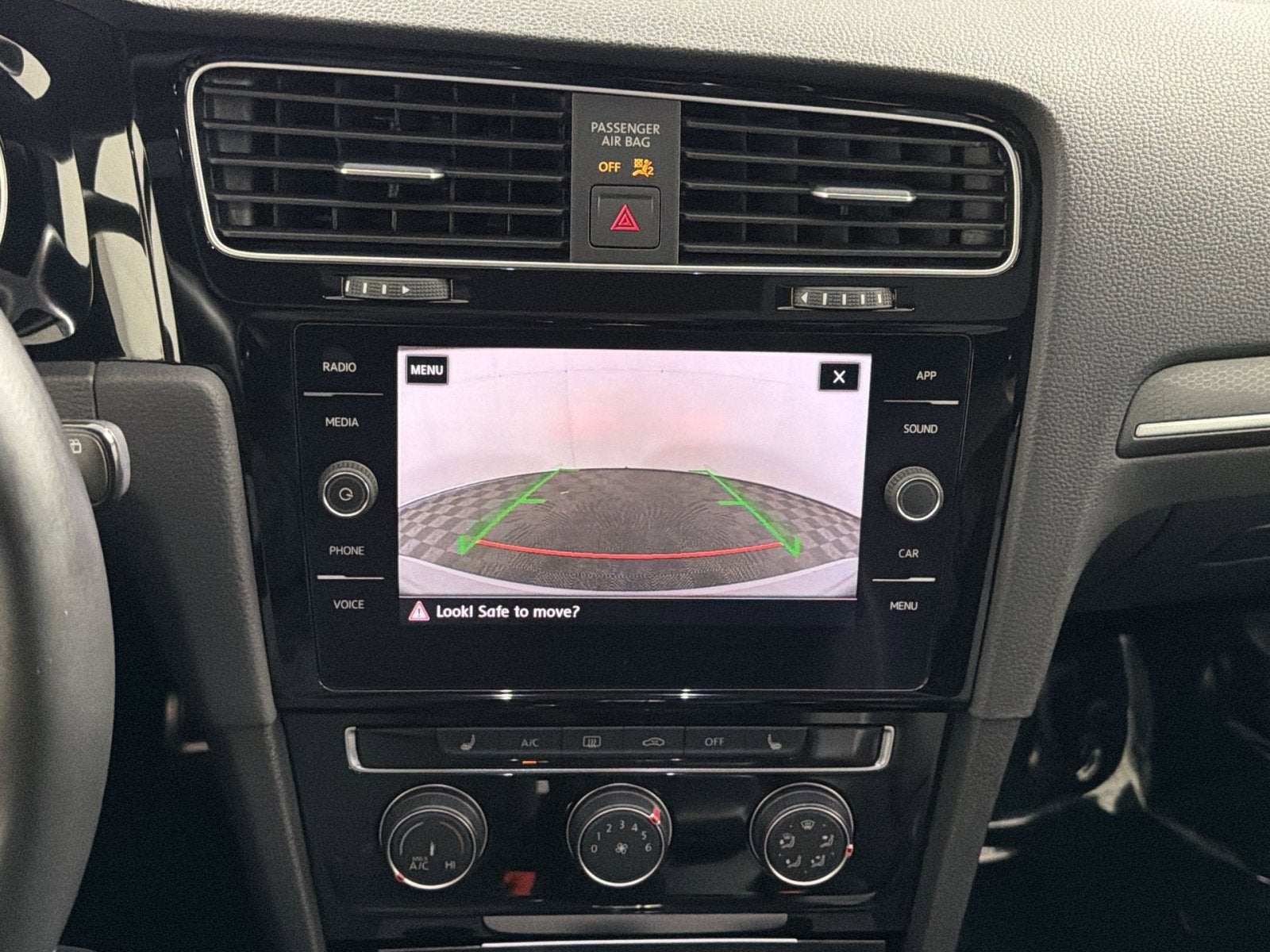 2019 Volkswagen Golf GTI S