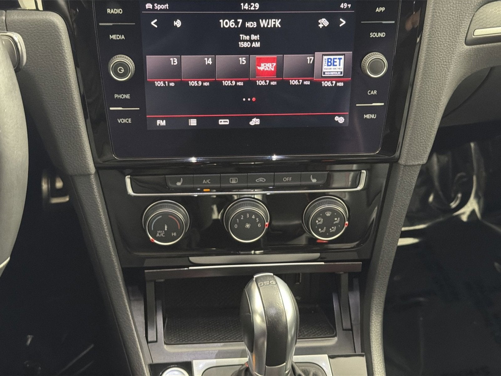 2019 Volkswagen Golf GTI S