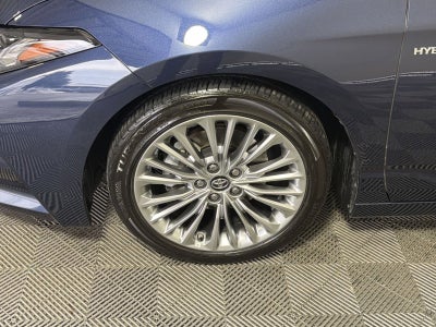 2019 Toyota Avalon Hybrid Limited