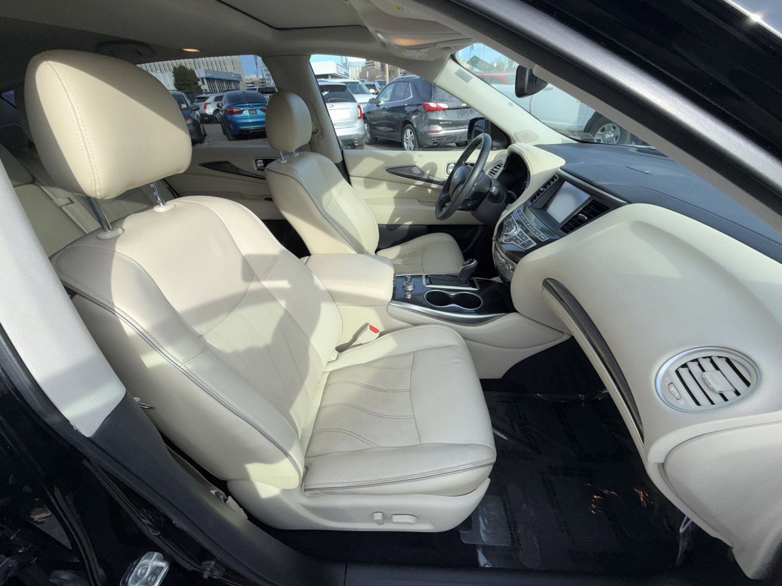 2019 INFINITI QX60 LUXE