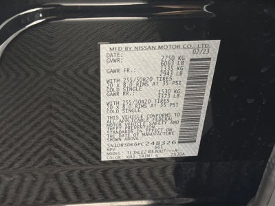 2023 Nissan Pathfinder Platinum