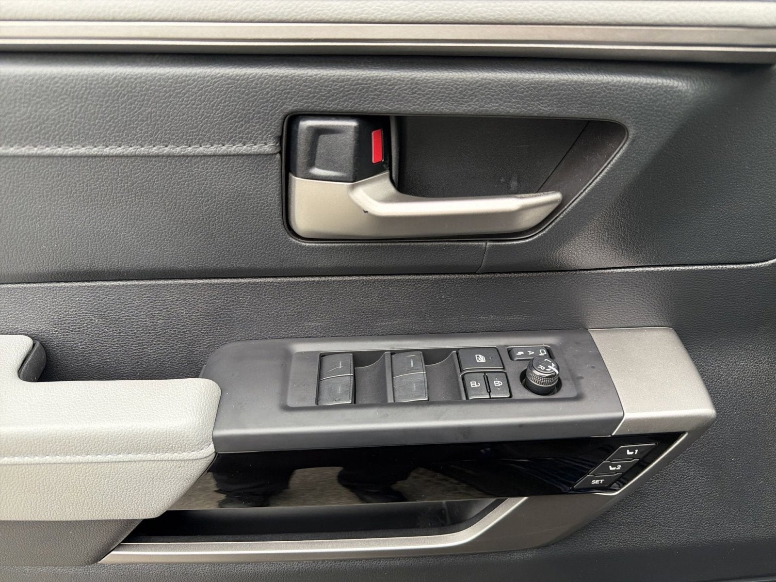 2022 Toyota Tundra 4WD Limited