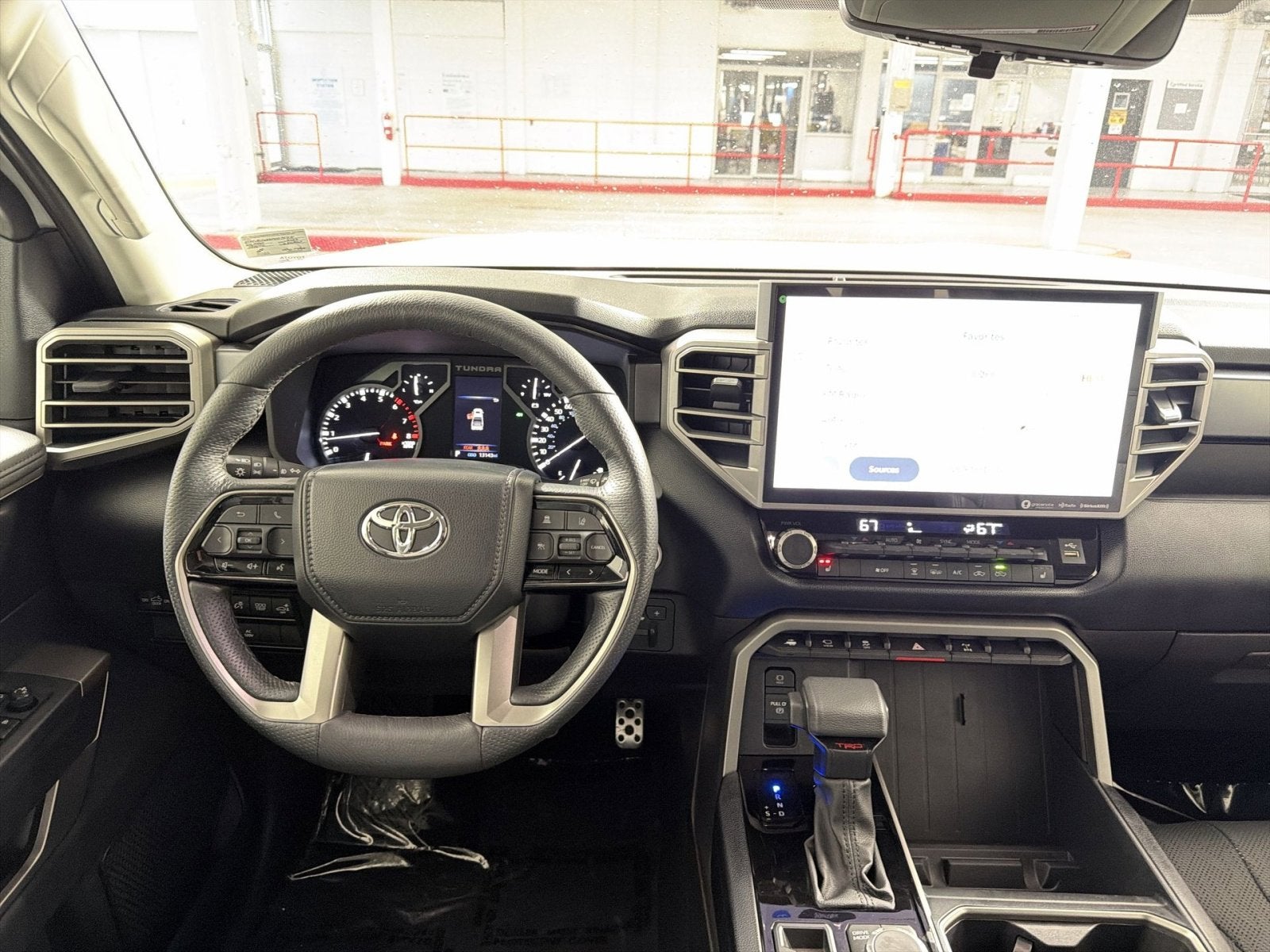 2023 Toyota Tundra 4WD SR5