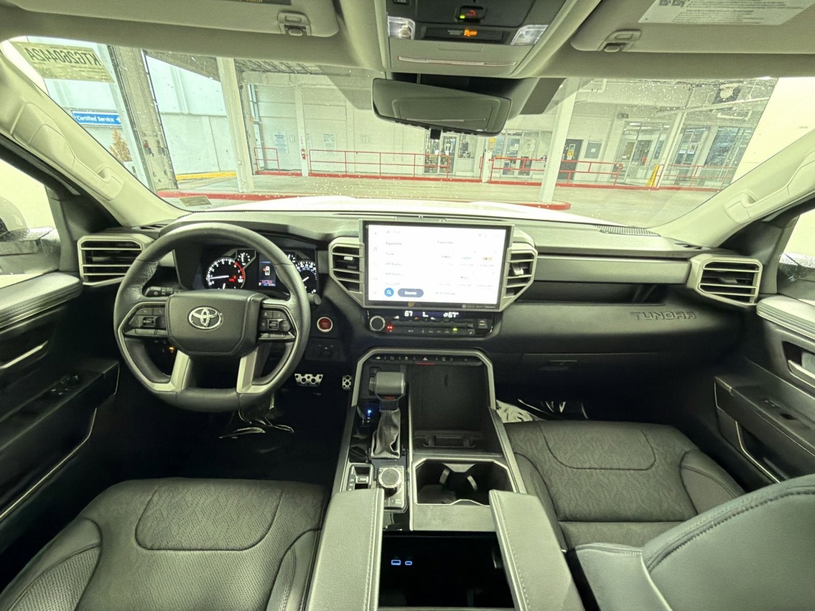 2023 Toyota Tundra 4WD SR5