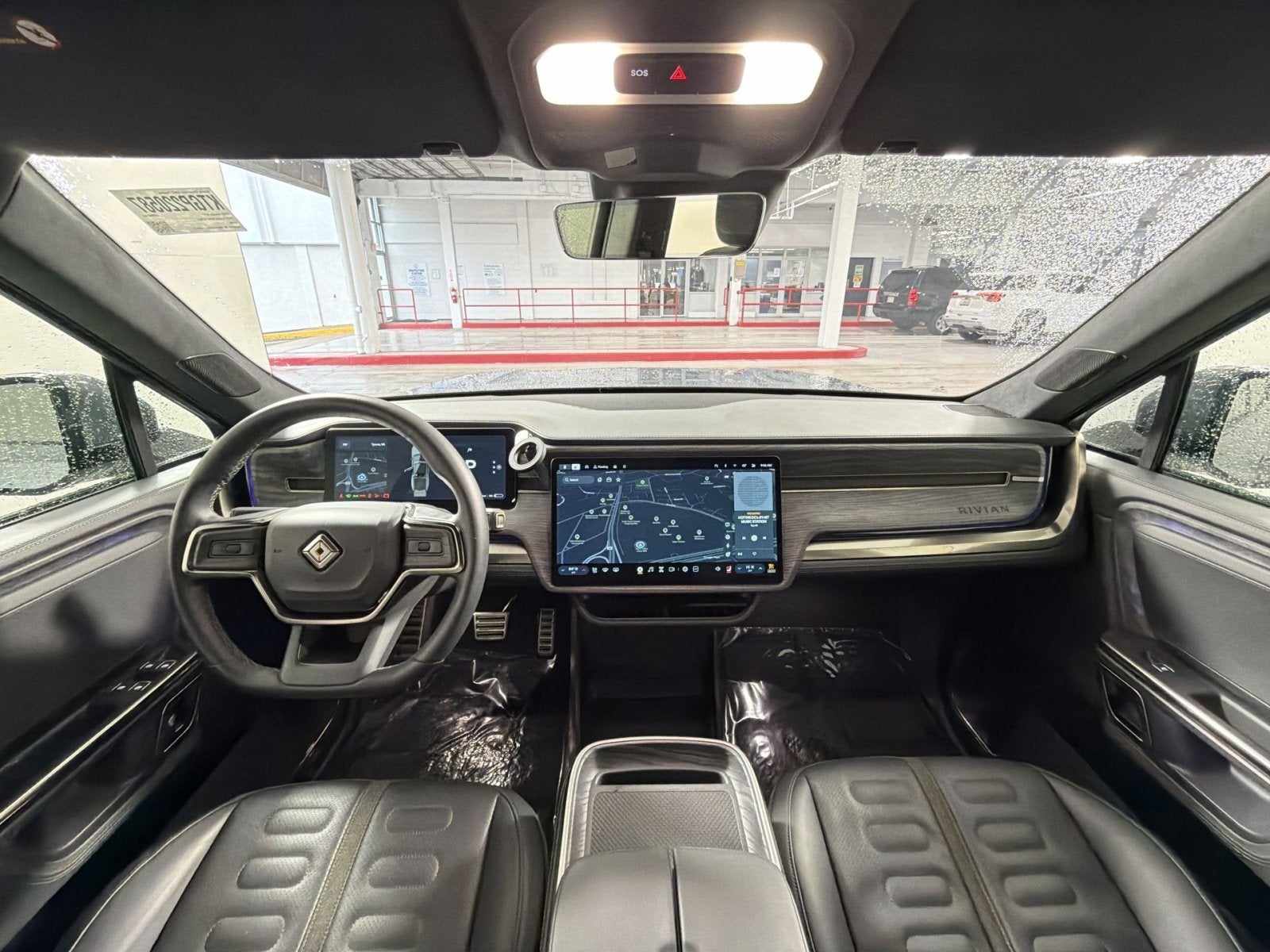 2022 RIVIAN R1T Adventure Package