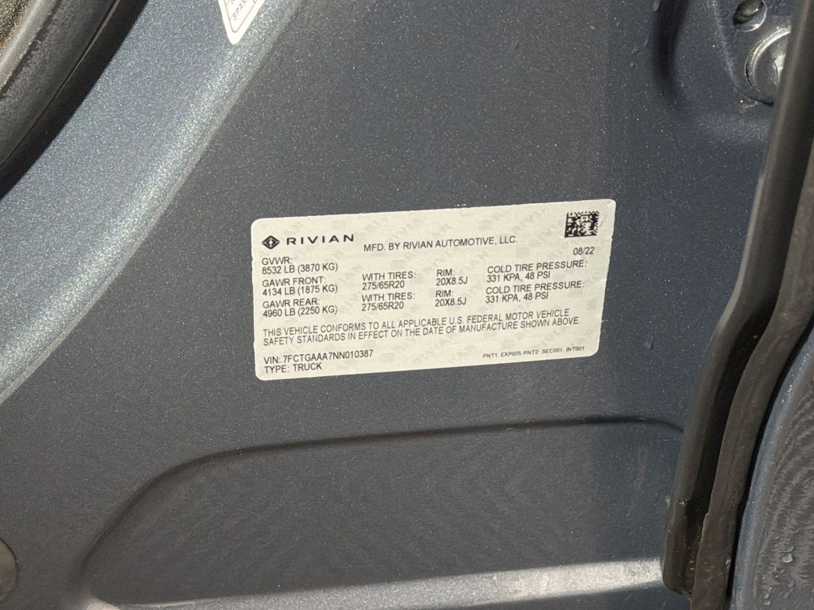 2022 RIVIAN R1T Adventure Package