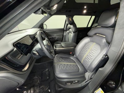 2024 RIVIAN R1S Adventure