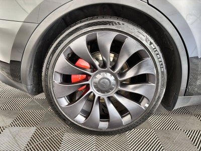 2023 Tesla Model Y Performance