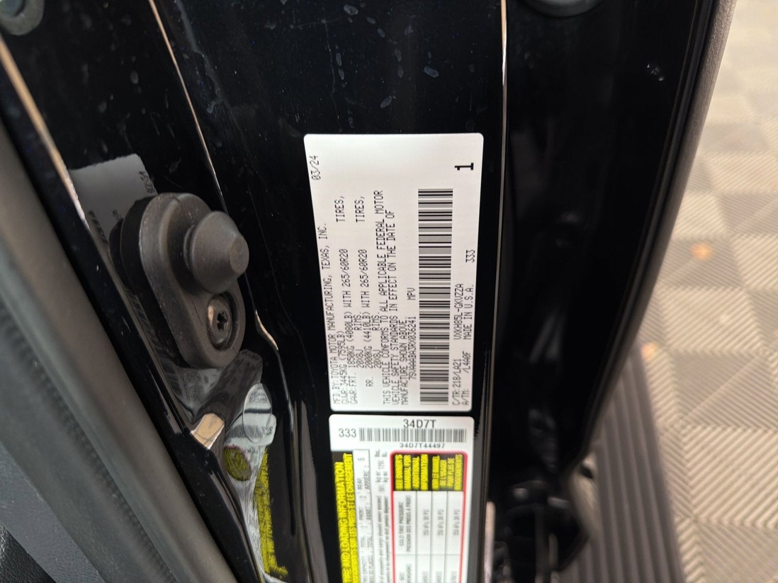 2024 Toyota Sequoia SR5