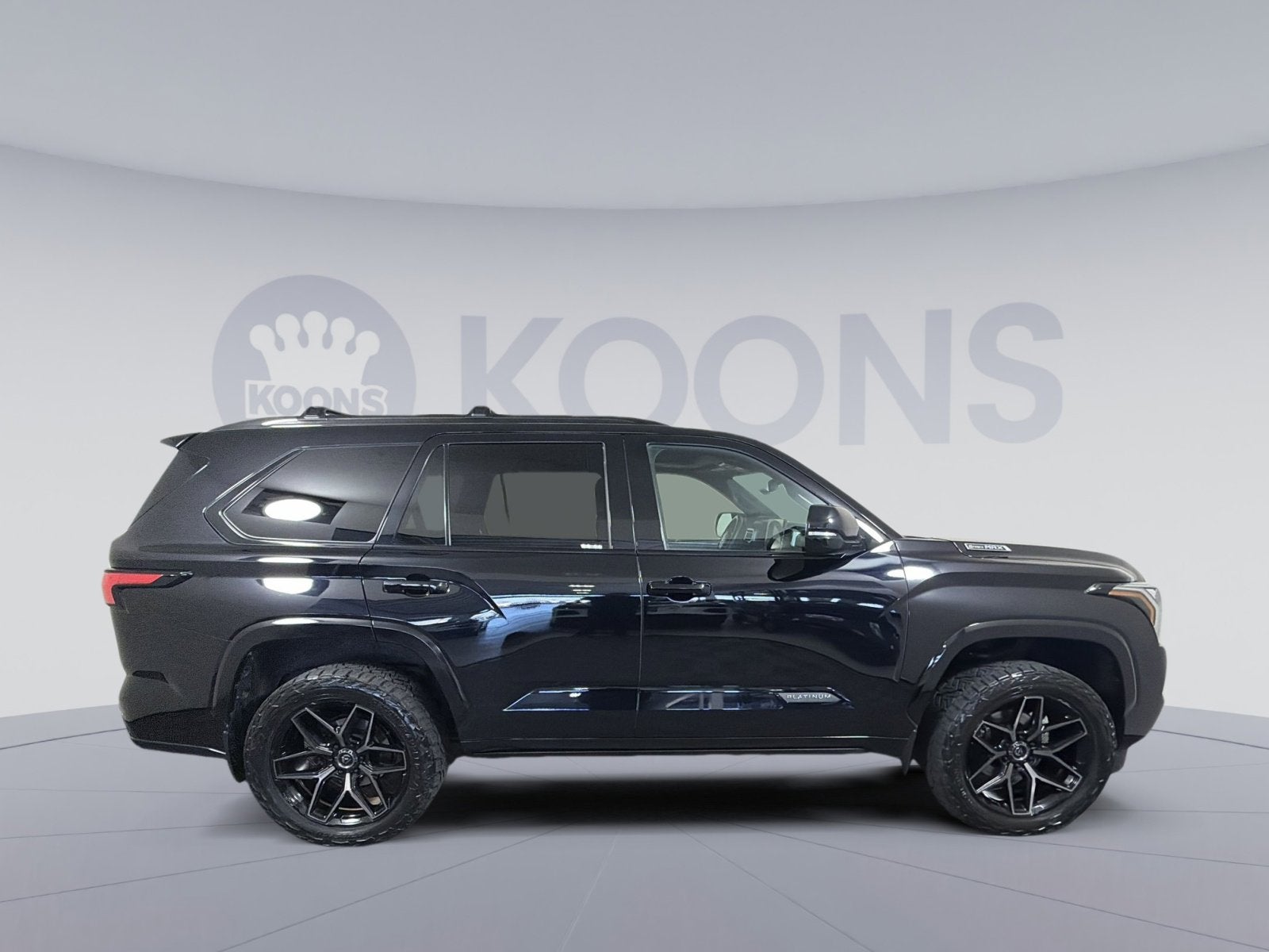 2024 Toyota Sequoia SR5