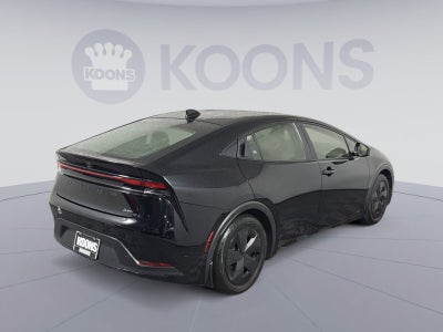 2023 Toyota Prius LE