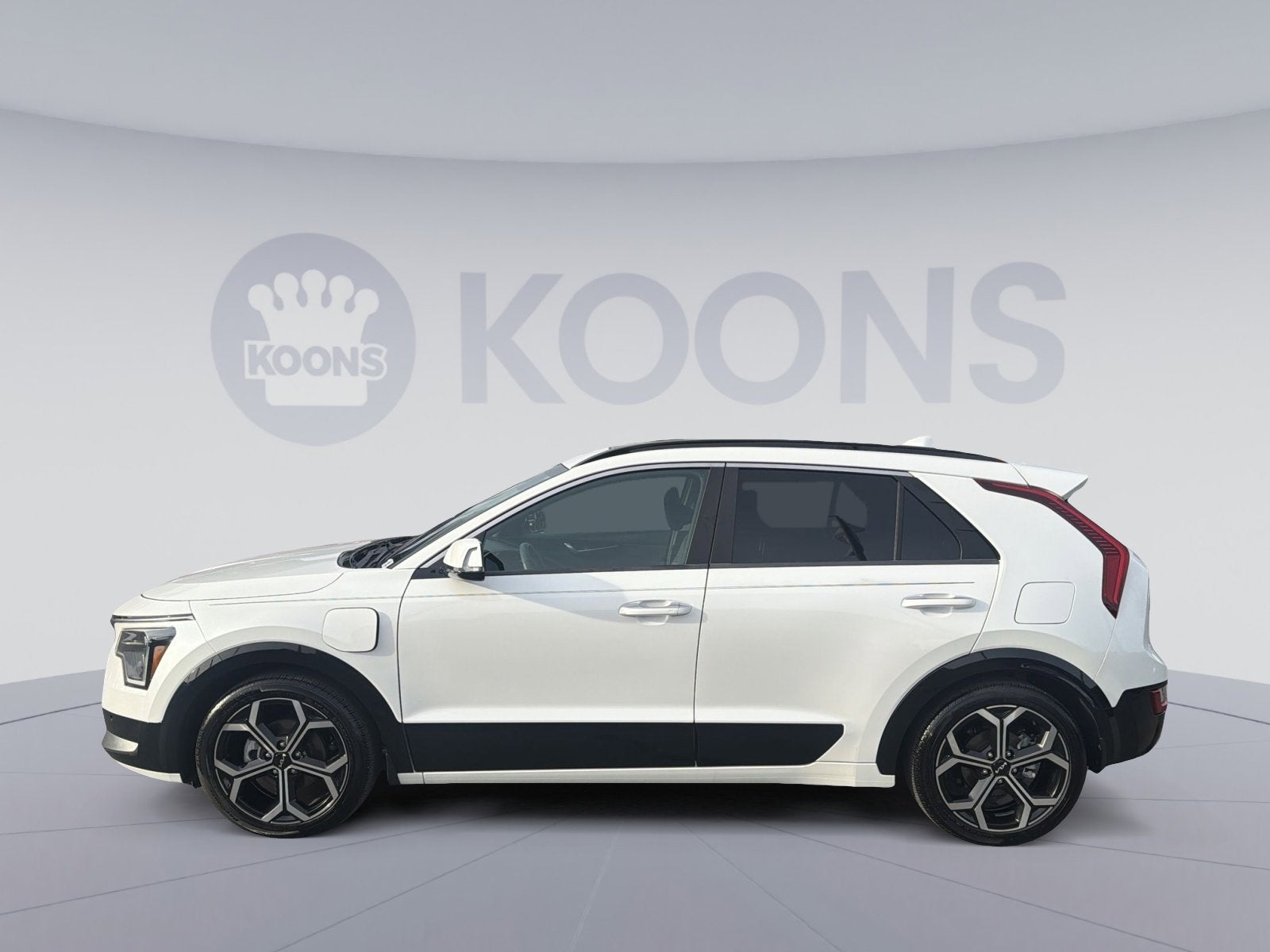 2024 Kia Niro Plug-In Hybrid SX Touring