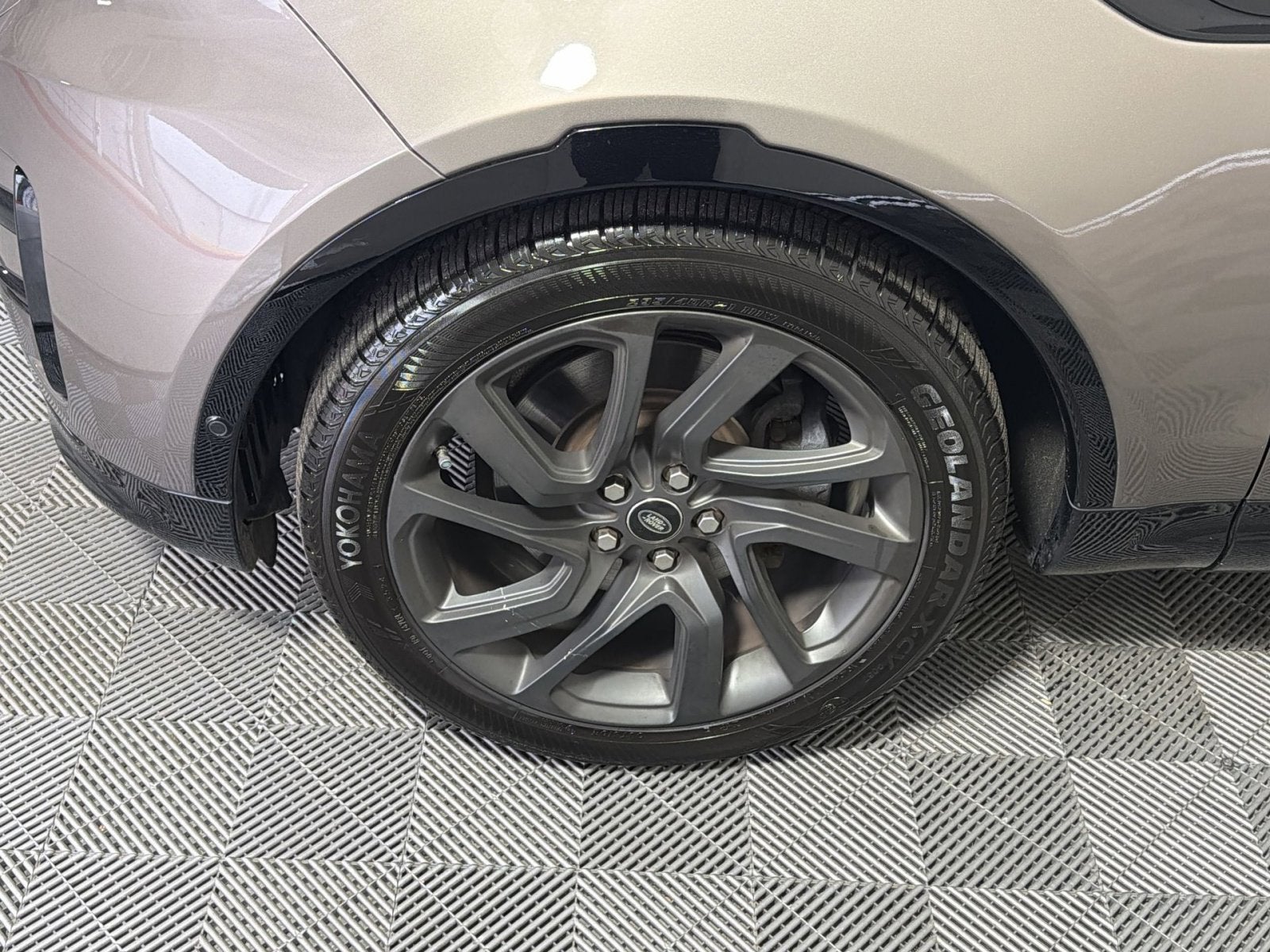 2017 Land Rover Discovery HSE