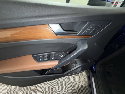 2022 Audi Q5 S line Premium Plus