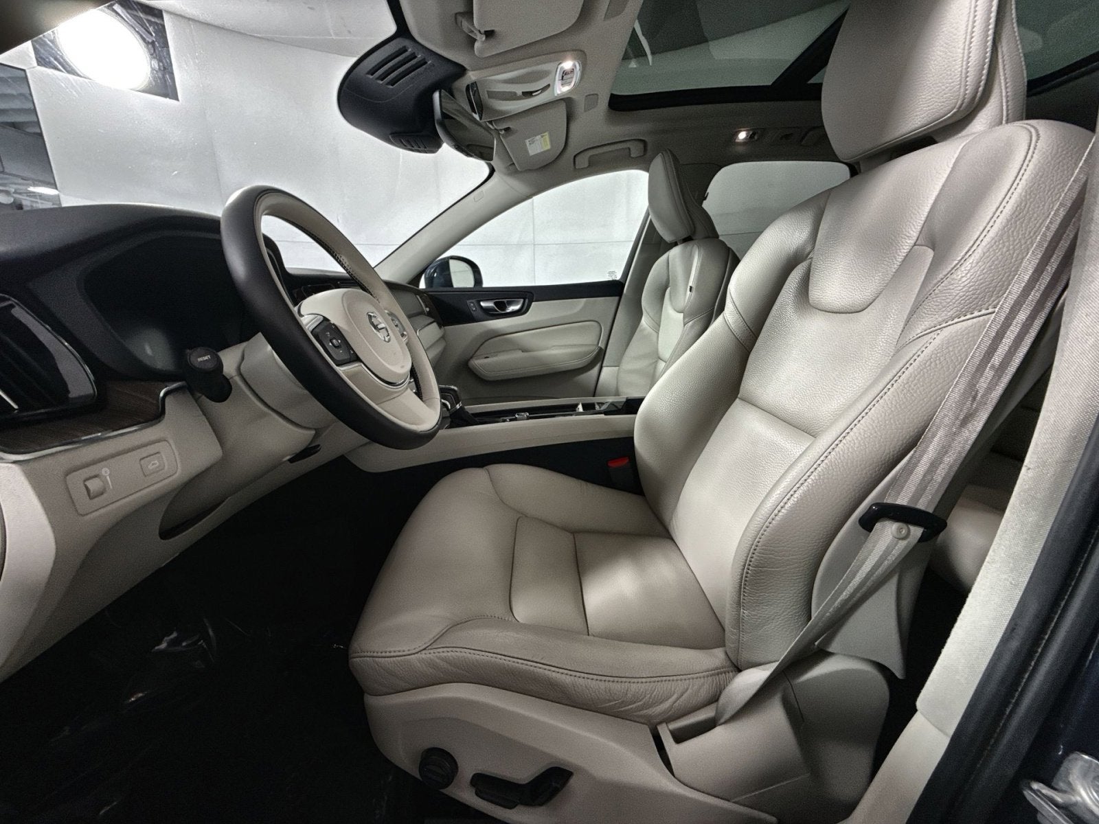 2021 Volvo XC60 Momentum