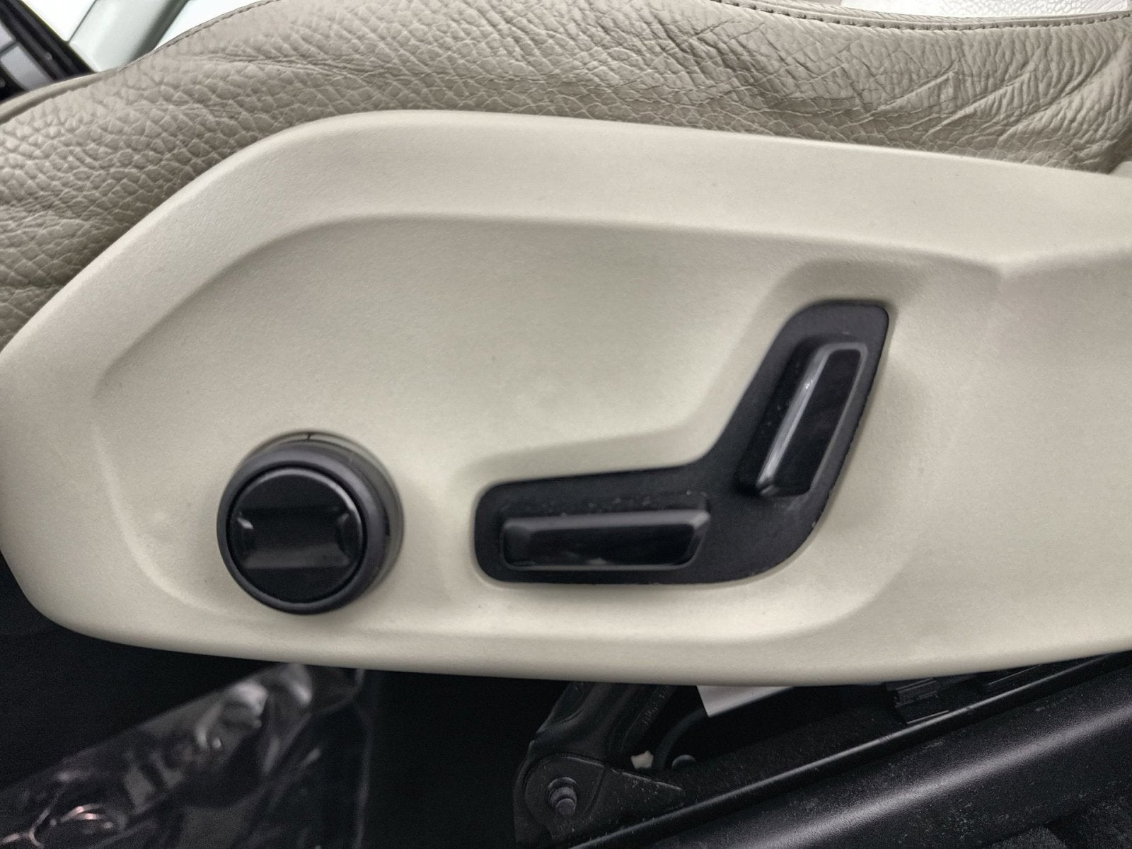 2021 Volvo XC60 Momentum