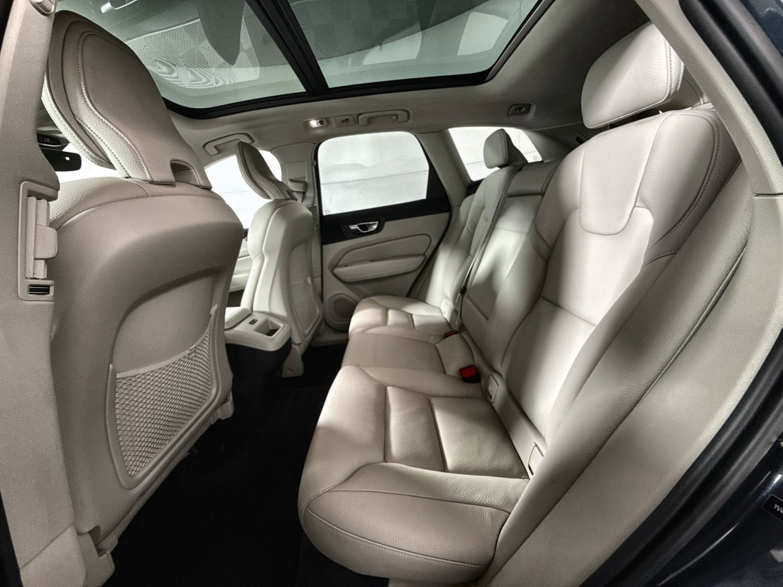 2021 Volvo XC60 Momentum